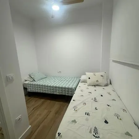 Gran A Pie De Calle Walencja